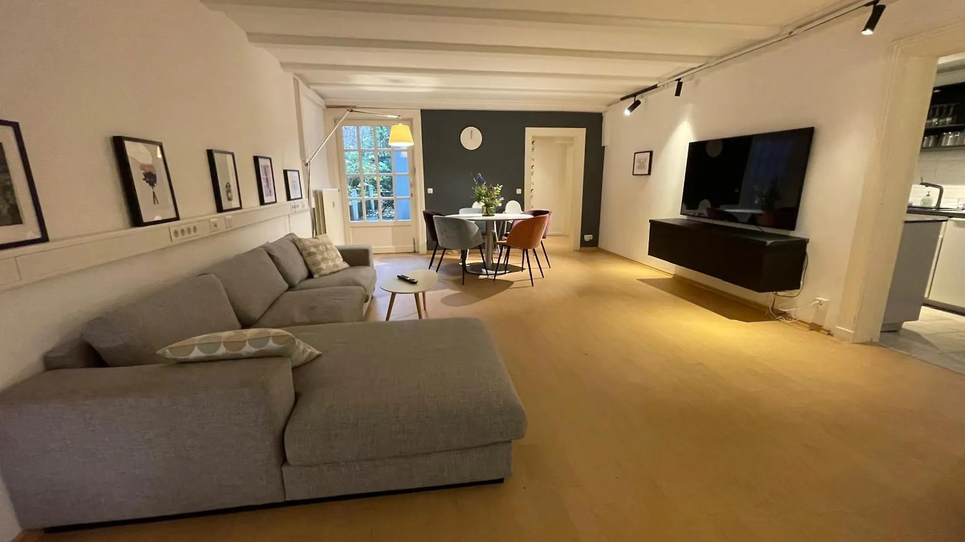 The Suites Alster Waterfront Family Apartments location